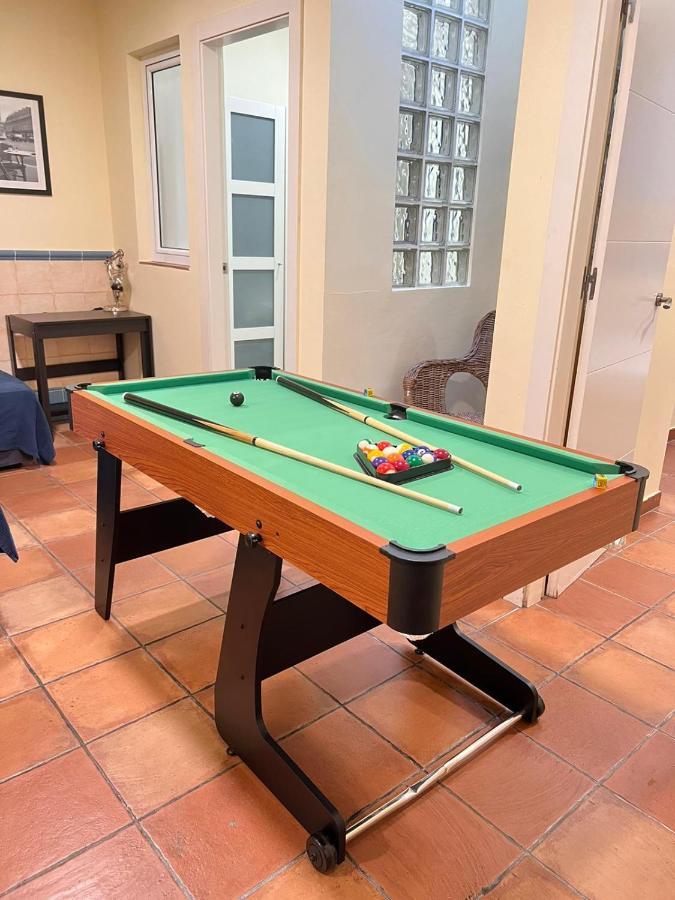 Ramblasrentals Chic & Spacious Flat Pool Table 15M Ramblas - Parking - Wifi バルセロナ エクステリア 写真