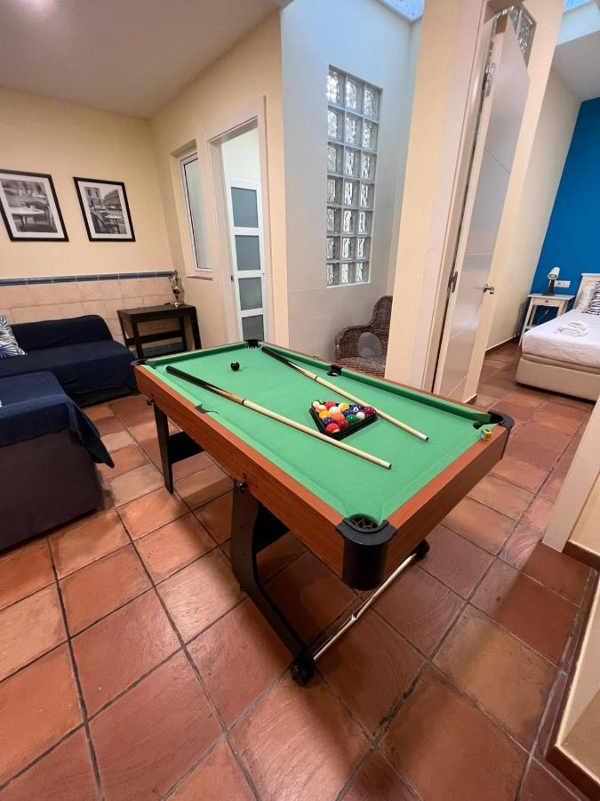 Ramblasrentals Chic & Spacious Flat Pool Table 15M Ramblas - Parking - Wifi バルセロナ エクステリア 写真