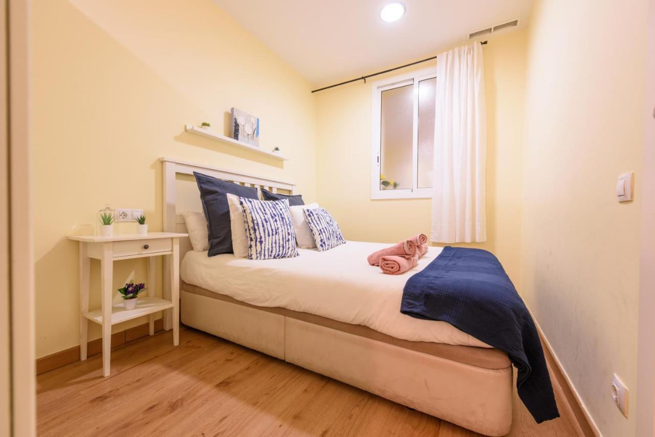 Ramblasrentals Chic & Spacious Flat Pool Table 15M Ramblas - Parking - Wifi バルセロナ エクステリア 写真